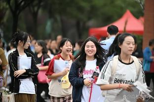 ?五斯！湖人首发：里夫斯、克里斯蒂、普林斯、詹姆斯、海斯